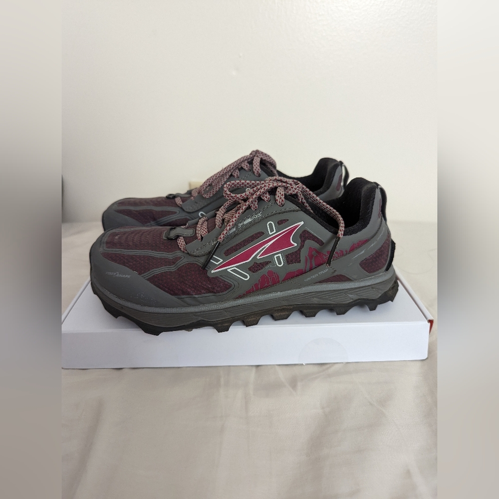 Altra Lone Peak 4 women's size 6.5 purple